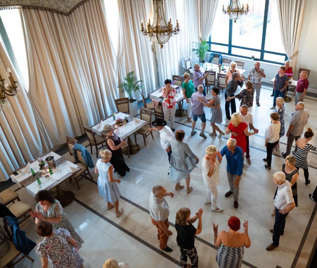 Boutique Odyseja & Spa Ciechocinek Dış mekan fotoğraf The 2012 opening of the renovated hotel