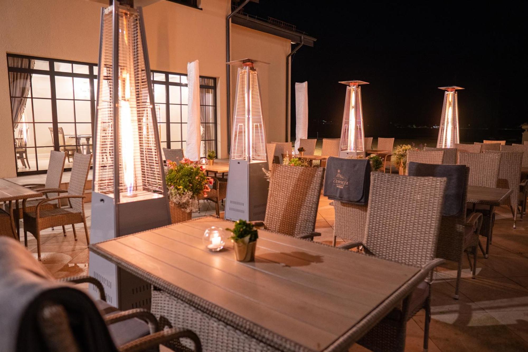 Boutique Odyseja & Spa Ciechocinek Dış mekan fotoğraf Gas patio heater