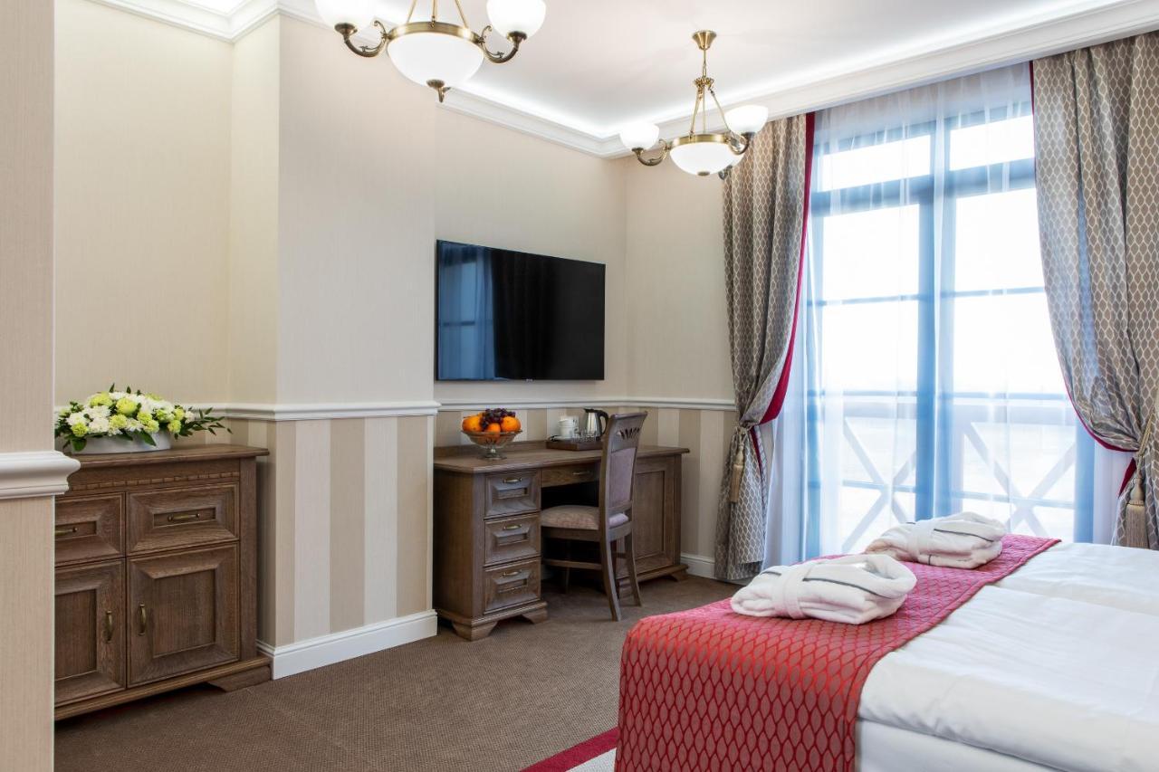 Boutique Odyseja & Spa Ciechocinek Dış mekan fotoğraf A room at the hotel
